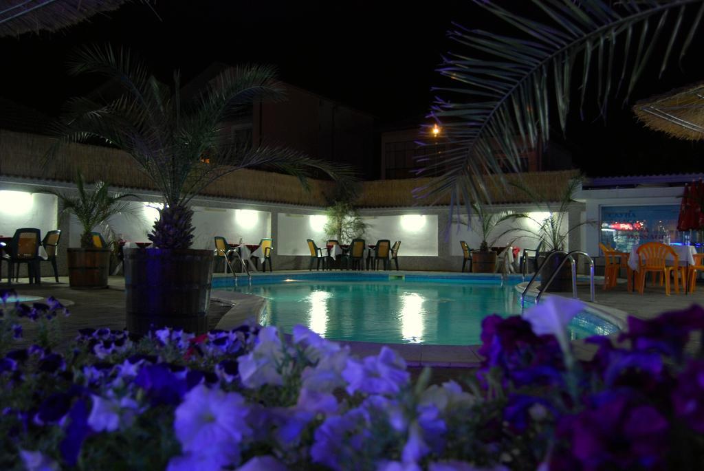 Hotel Alpina Lozenets Esterno foto