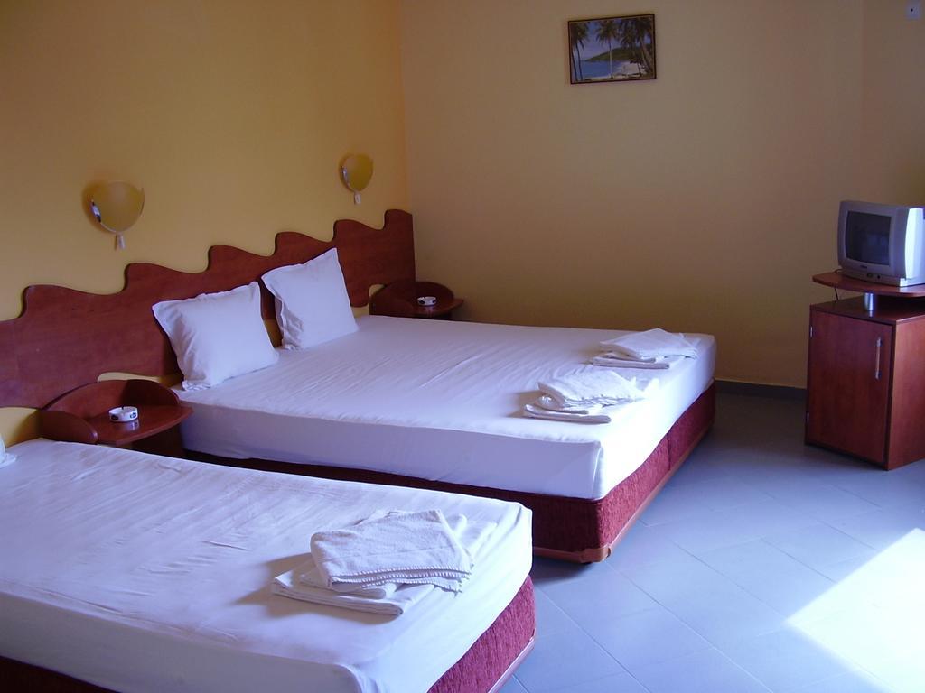 Hotel Alpina Lozenets Camera foto